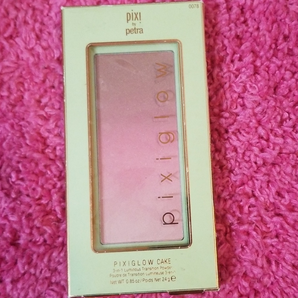 Pixi glow cake